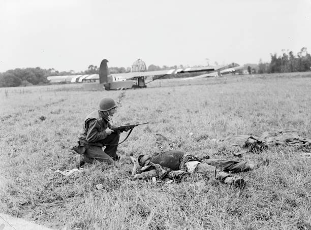 American soldier near dead comrade